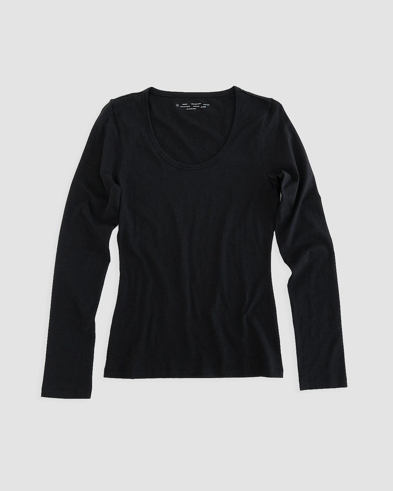 front of oddo long sleeve in midnight
