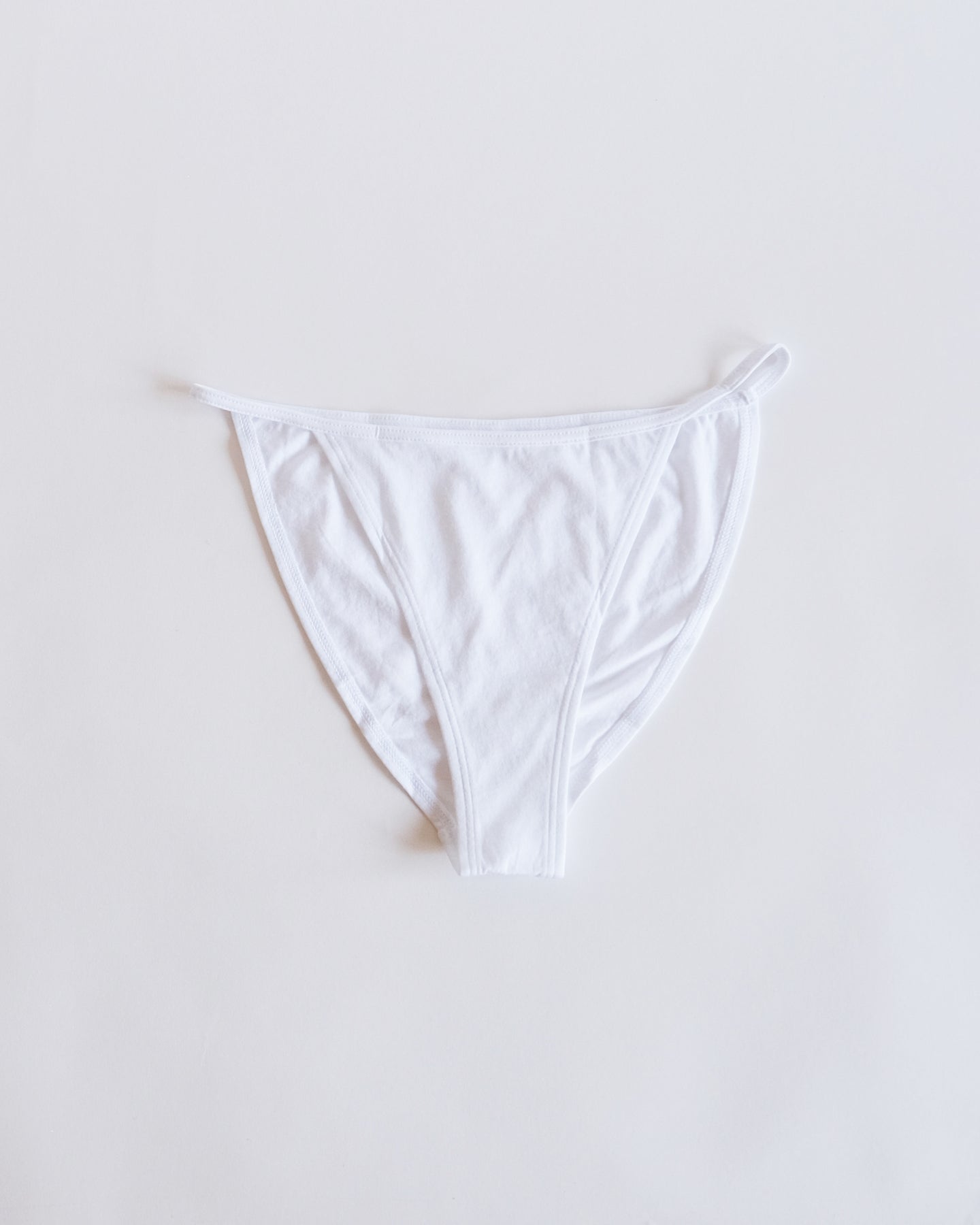*new* String Bikini - Chalk