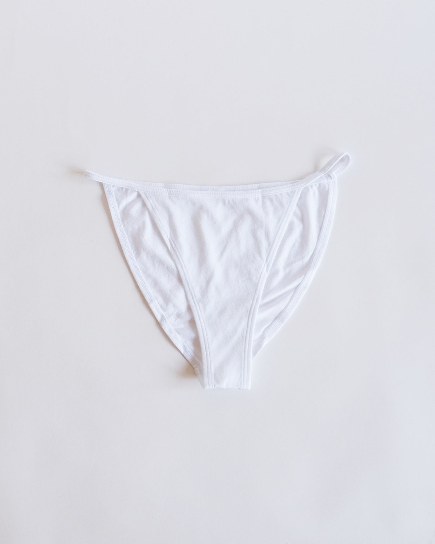 *new* String Bikini - Chalk